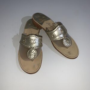 Jack Rogers Sandals Womens Size 9 Gold Leather Thong Medallion Slip On Shoes